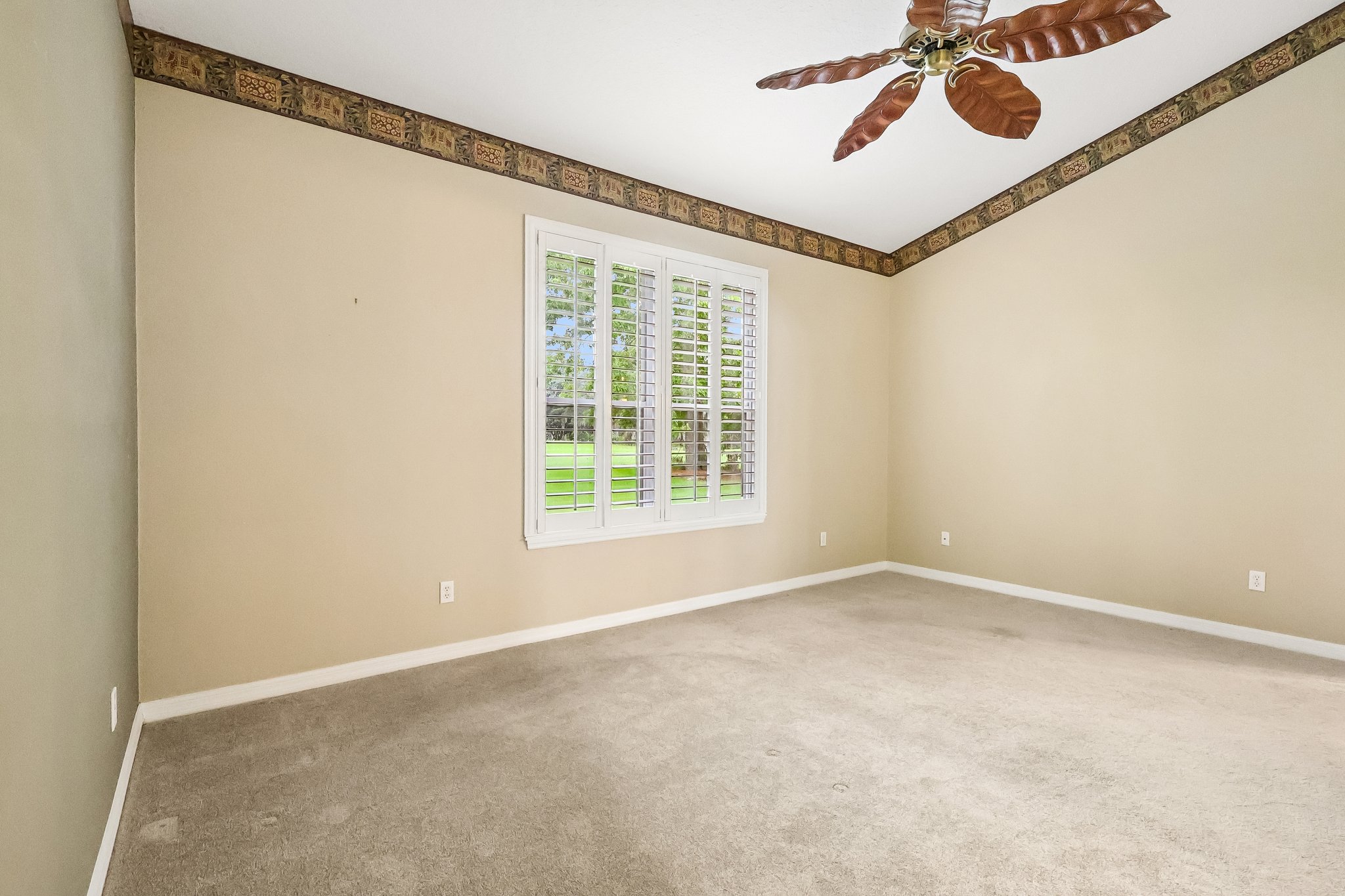 Pine Hollow Dr-S2807-032.jpg