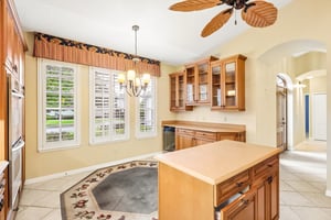 Pine Hollow Dr-S2807-019.jpg