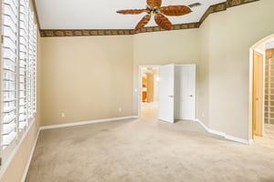 Pine Hollow Dr-S2807-033.jpg