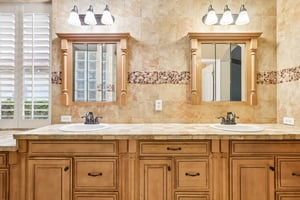 Pine Hollow Dr-S2807-036.jpg