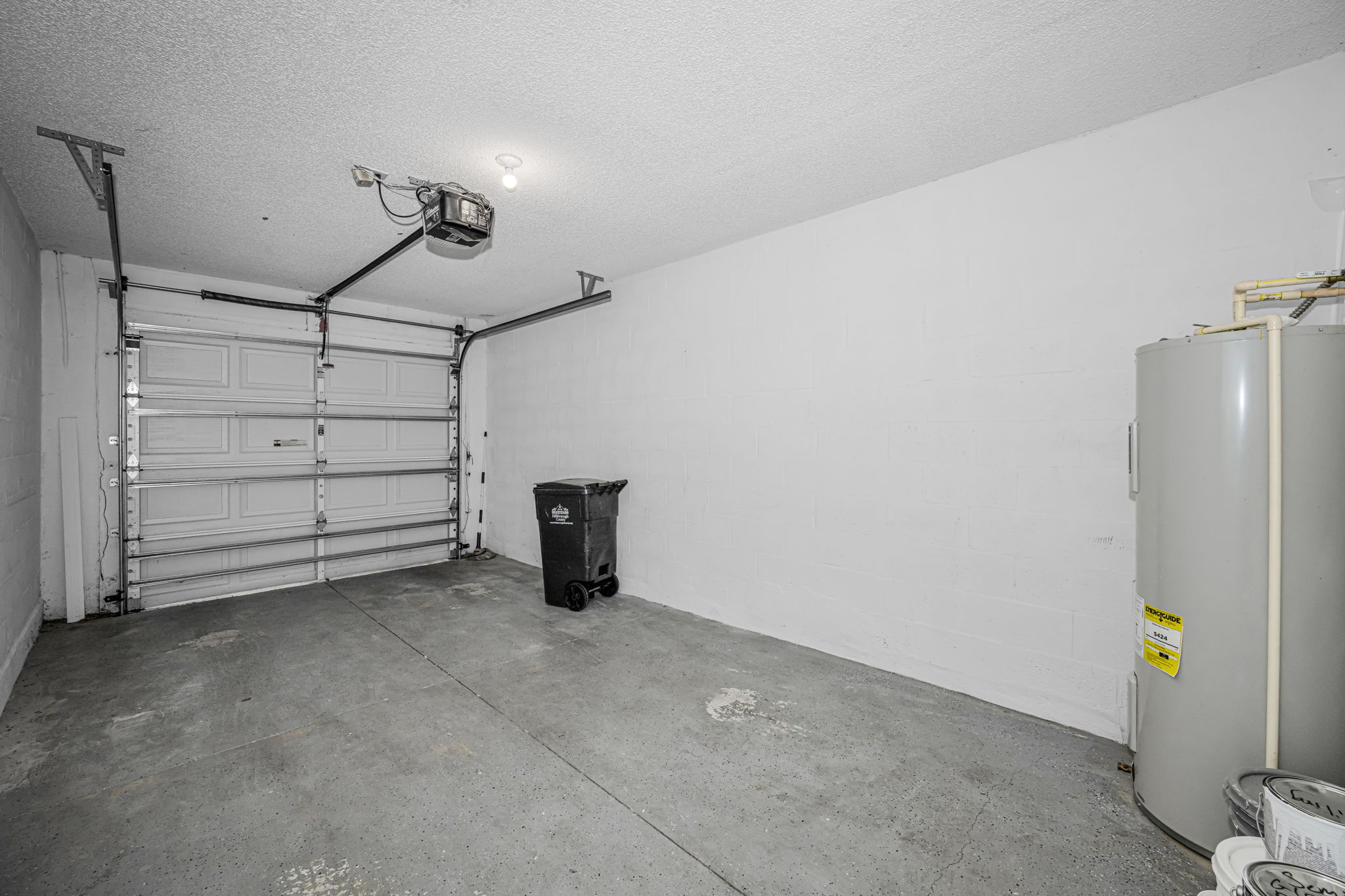 Garage 1