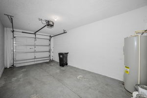 Garage 1