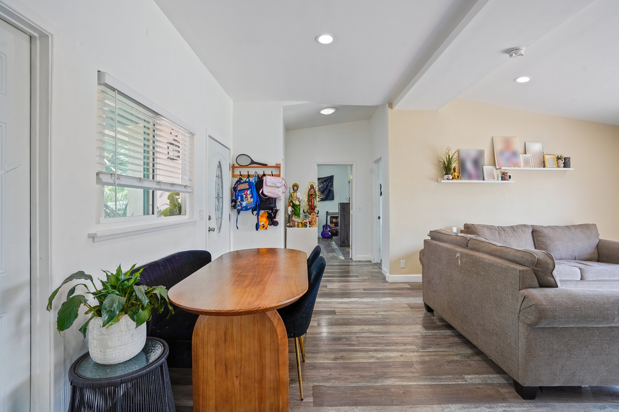 Clarinda Ave-S2704-012.jpg