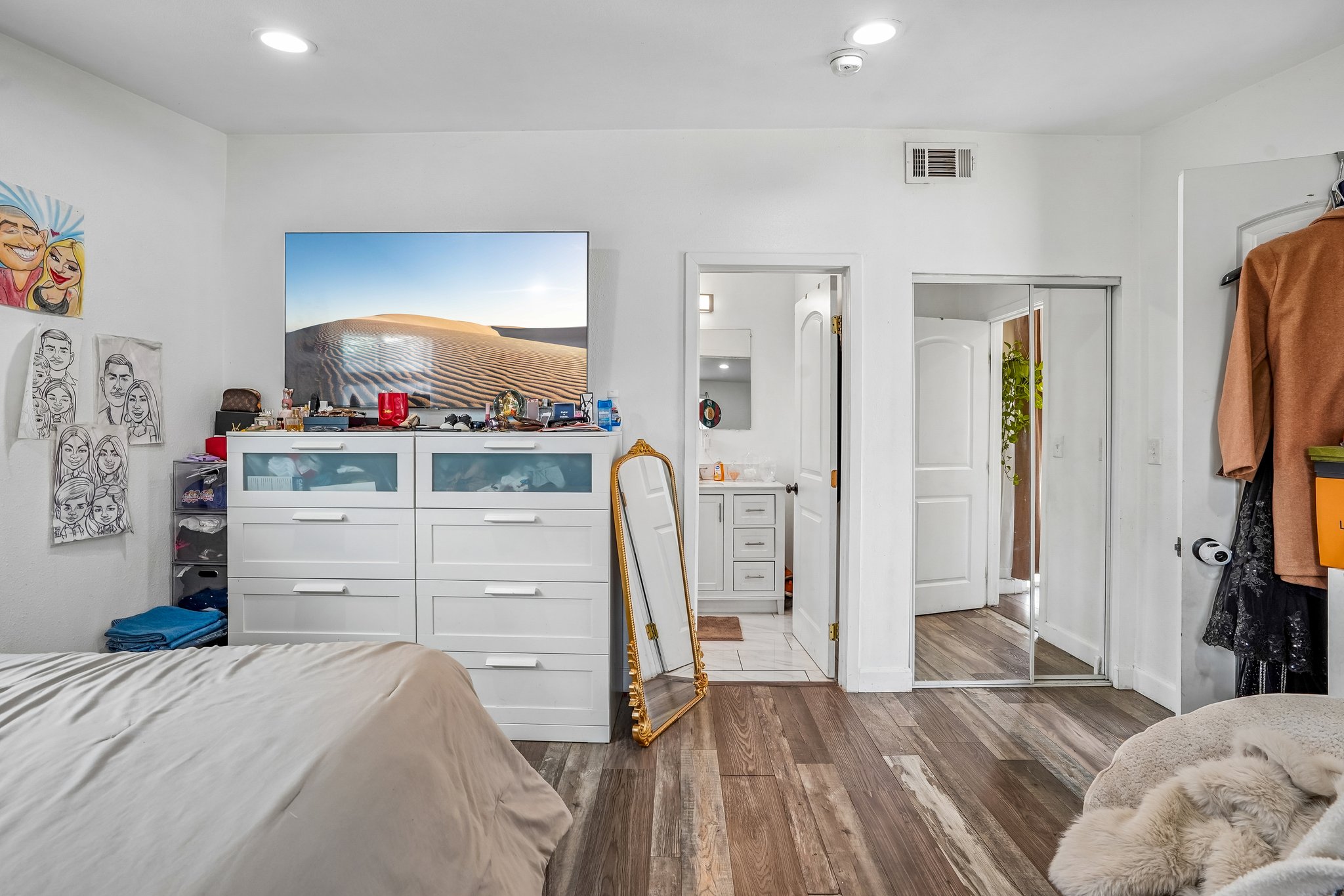 Clarinda Ave-S2704-025.jpg