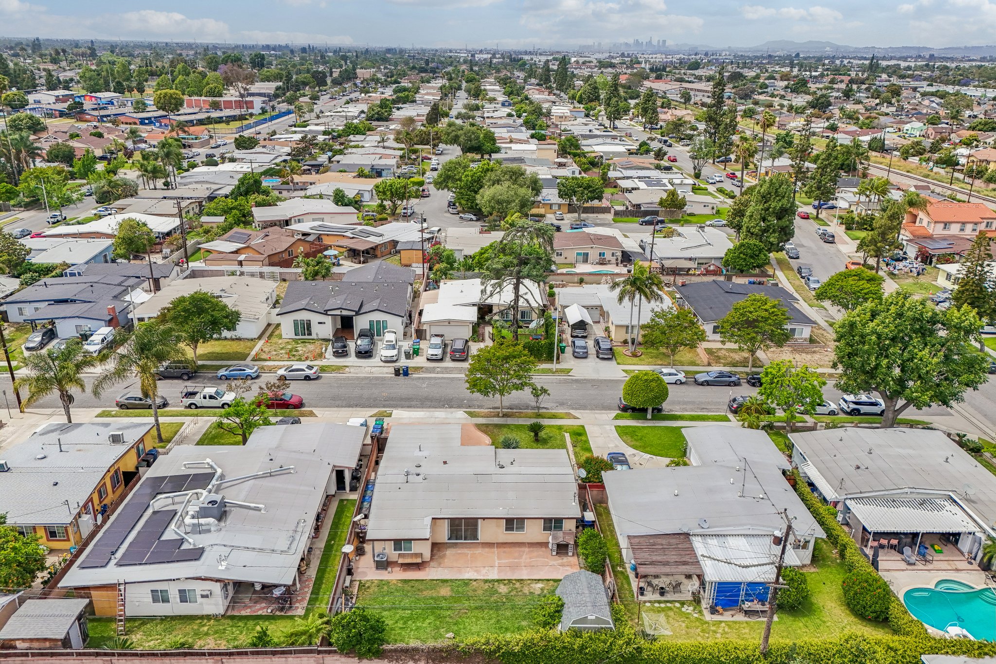 Clarinda Ave-S2704-042.jpg