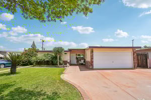 Clarinda Ave-S2704-001.jpg