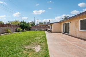 Clarinda Ave-S2704-028.jpg