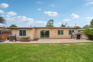 Clarinda Ave-S2704-033.jpg