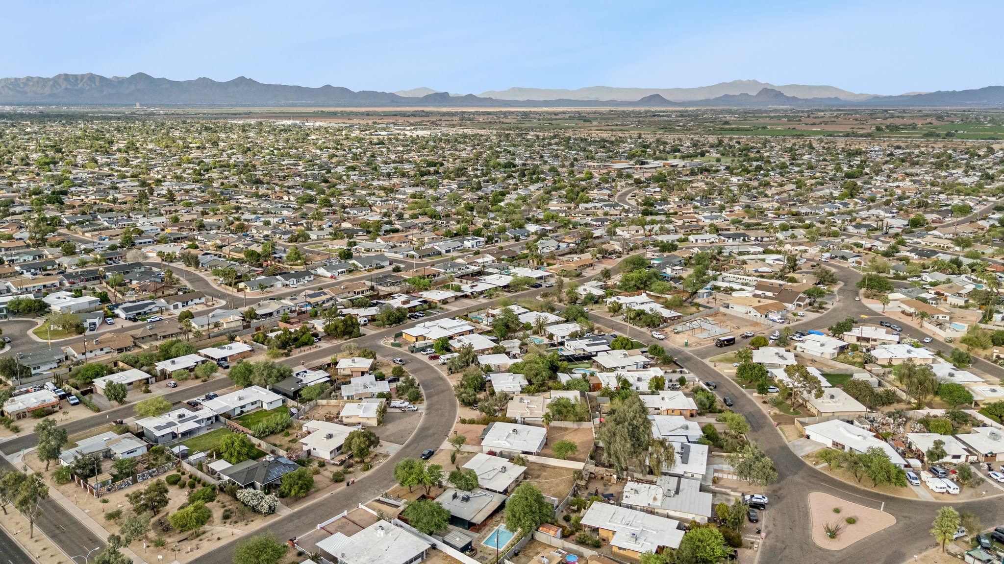 8015 E Coronado Rd - 013.jpg