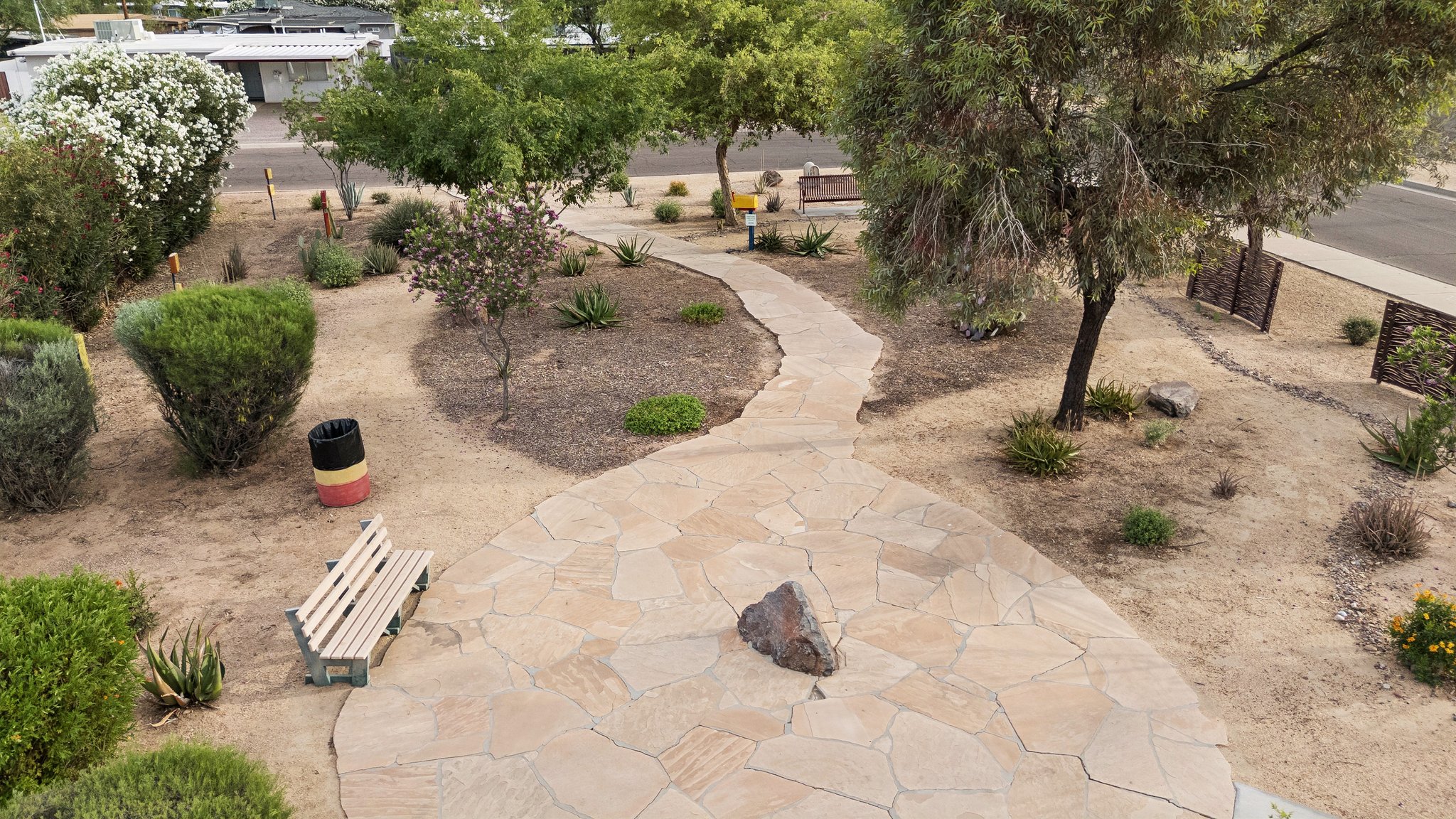 8015 E Coronado Rd - 016.jpg