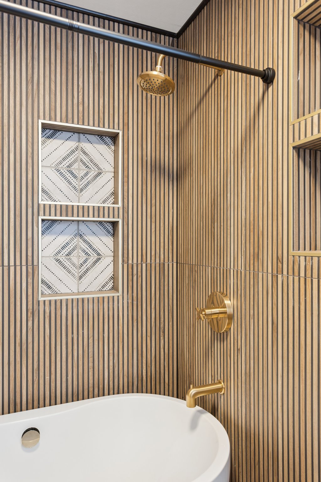 8015 E Coronado Rd - 021.jpg