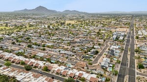 8015 E Coronado Rd - 011.jpg