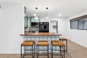 8015 E Coronado Rd - 011 (2).jpg