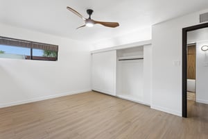 8015 E Coronado Rd - 023.jpg