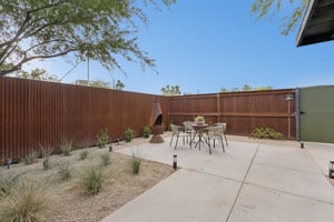 8015 E Coronado Rd - 040.jpg