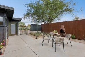 8015 E Coronado Rd - 042.jpg