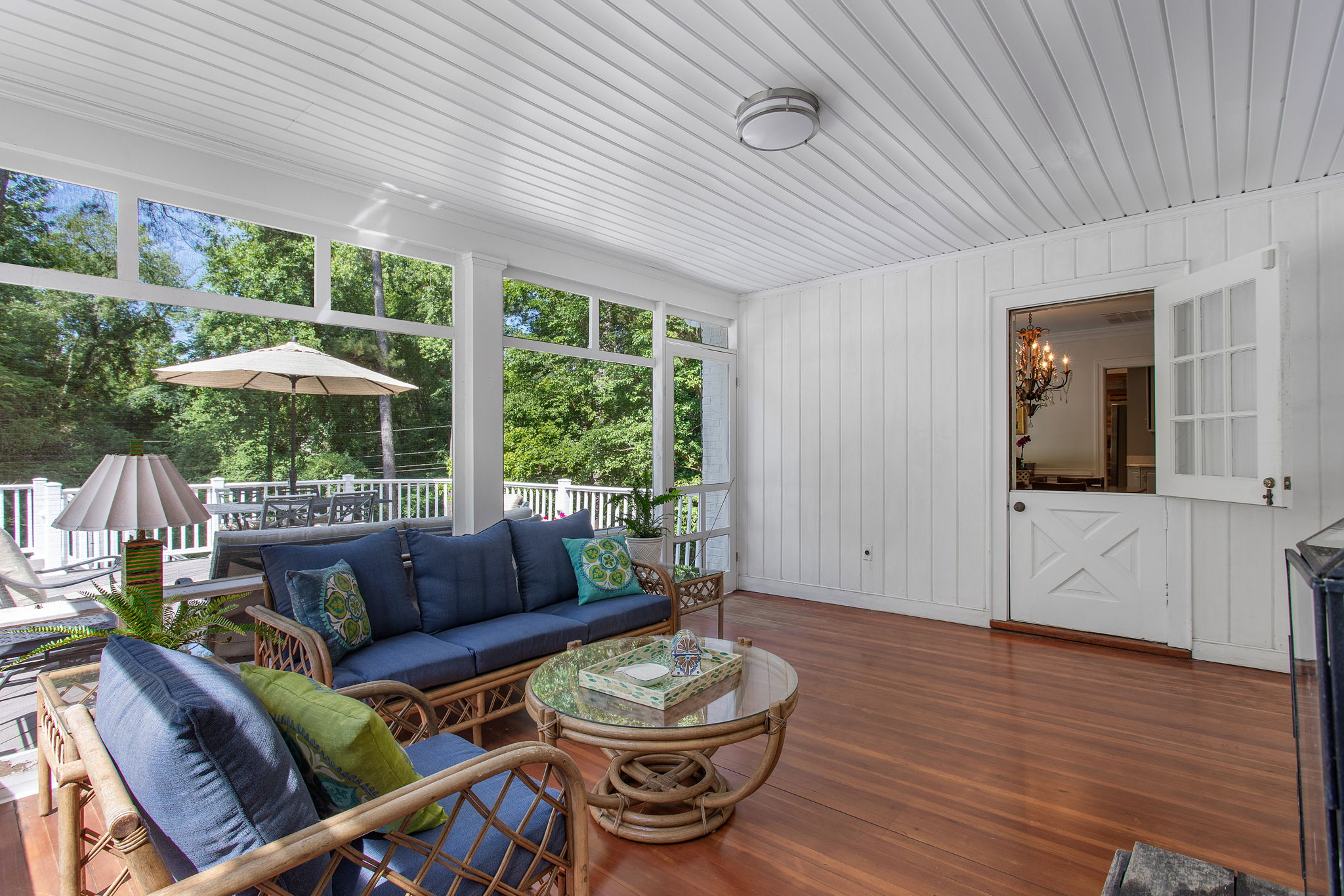 23-Screened Porch