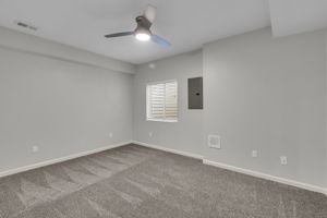 Photo 37