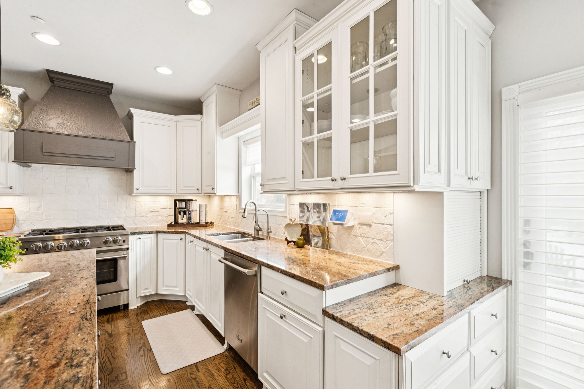 Insignia Ct-S0502-024.jpg