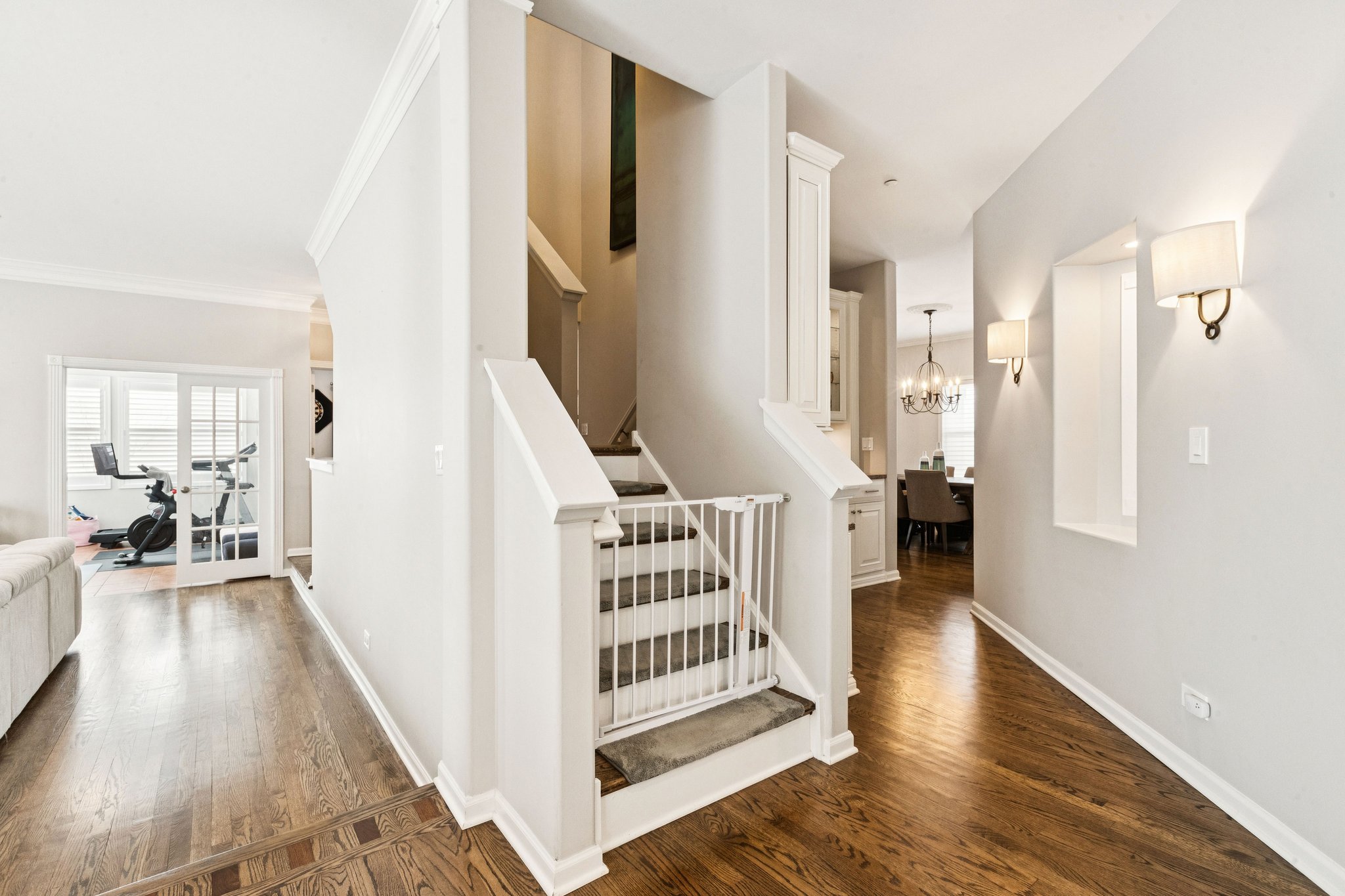 Insignia Ct-S0502-031.jpg