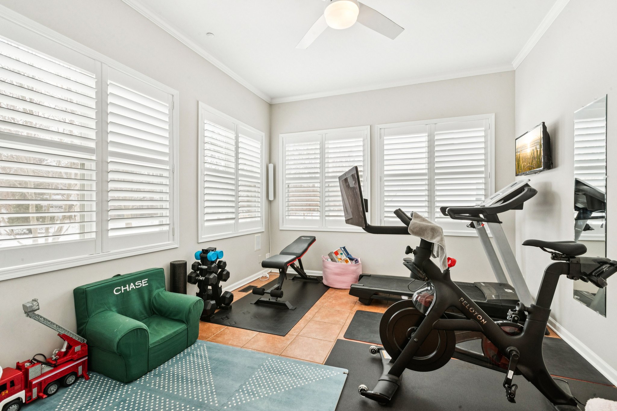 Insignia Ct-S0502-032.jpg