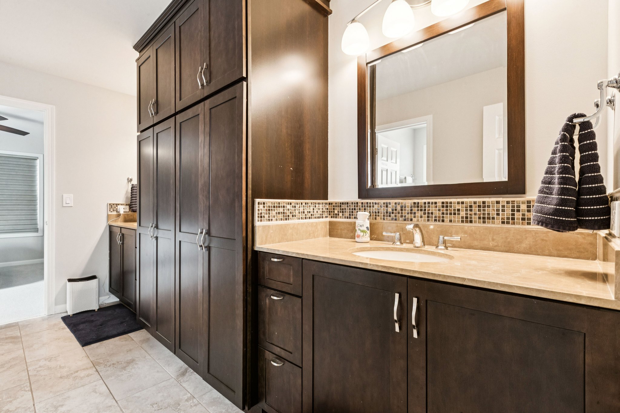 Insignia Ct-S0502-050.jpg