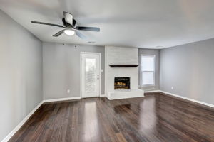 Creekstone Way-003