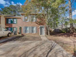 Creekstone Way-001