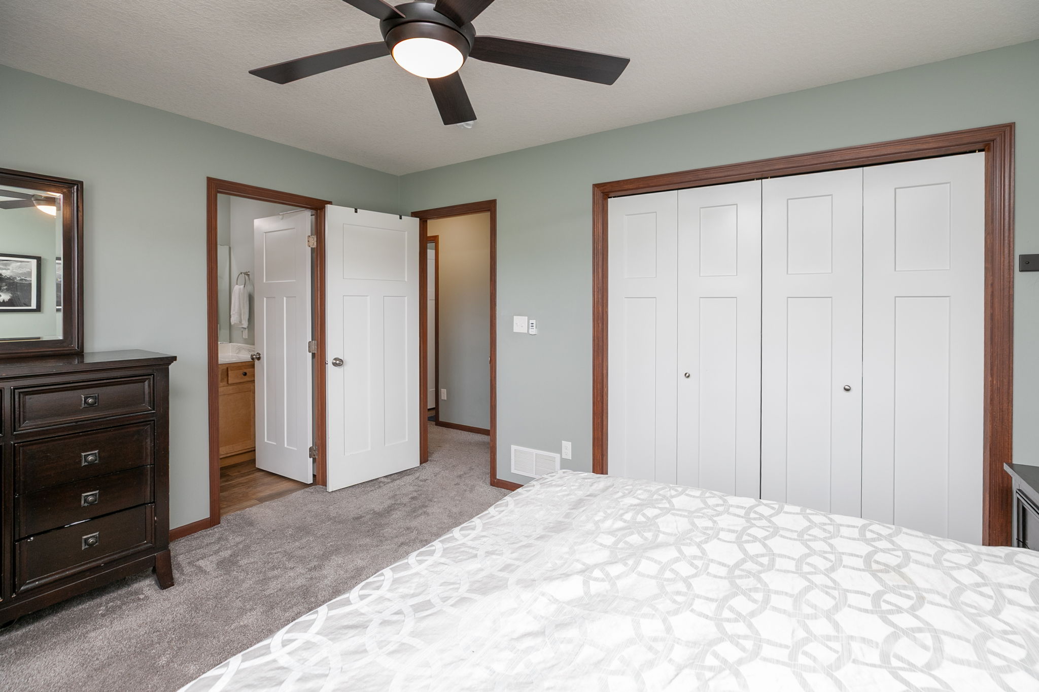 17-Primary Bedroom