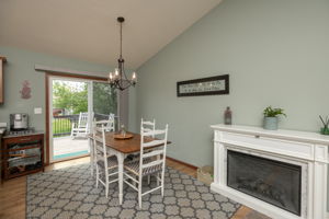 09-Dining Room