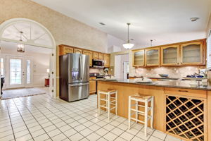 Breakfast Area / Kitchen