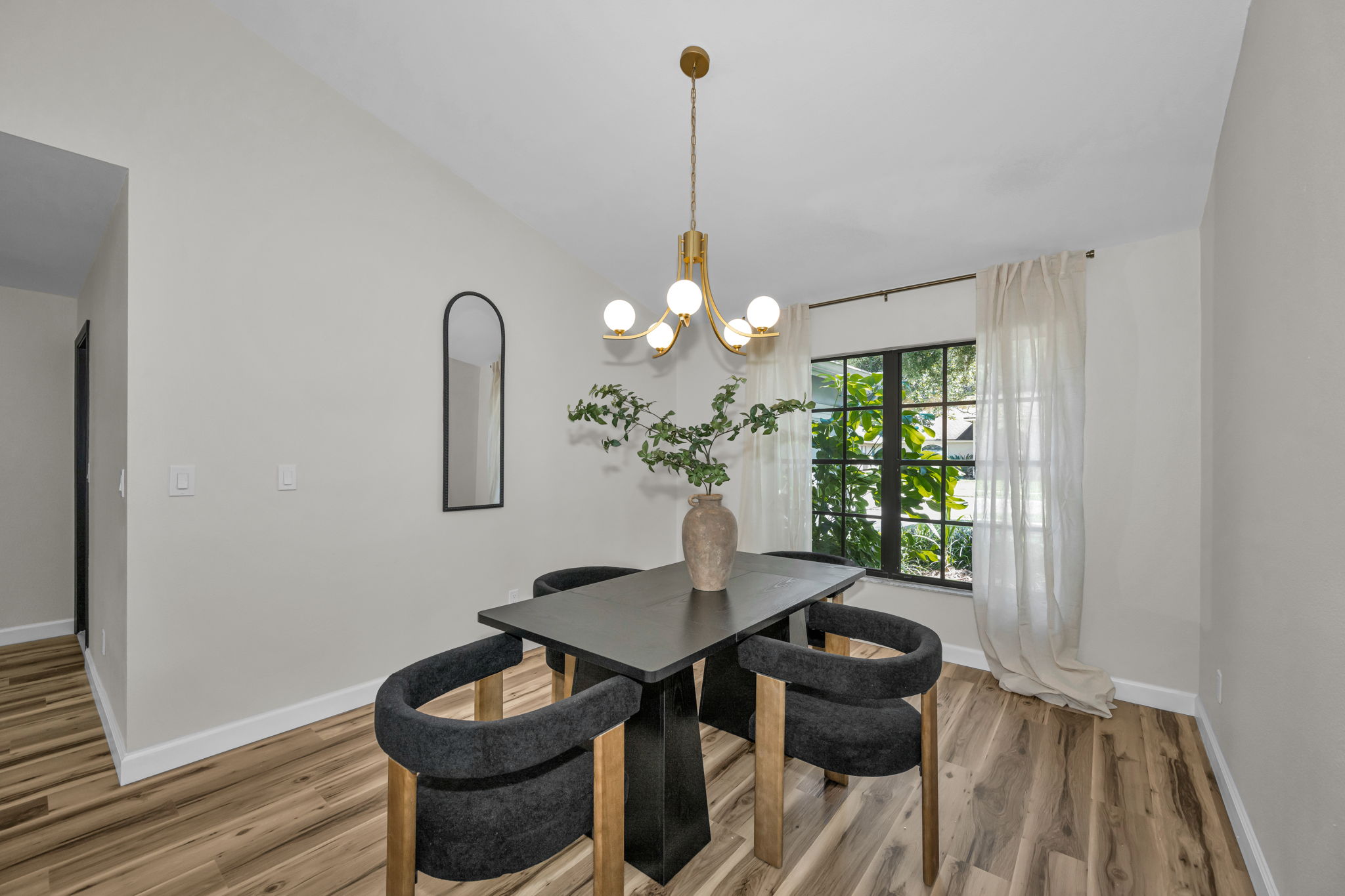 Dining Room 1