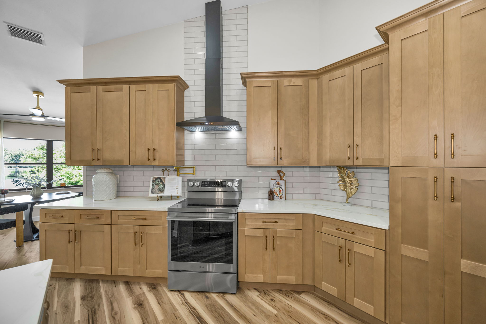 Kitchen 5