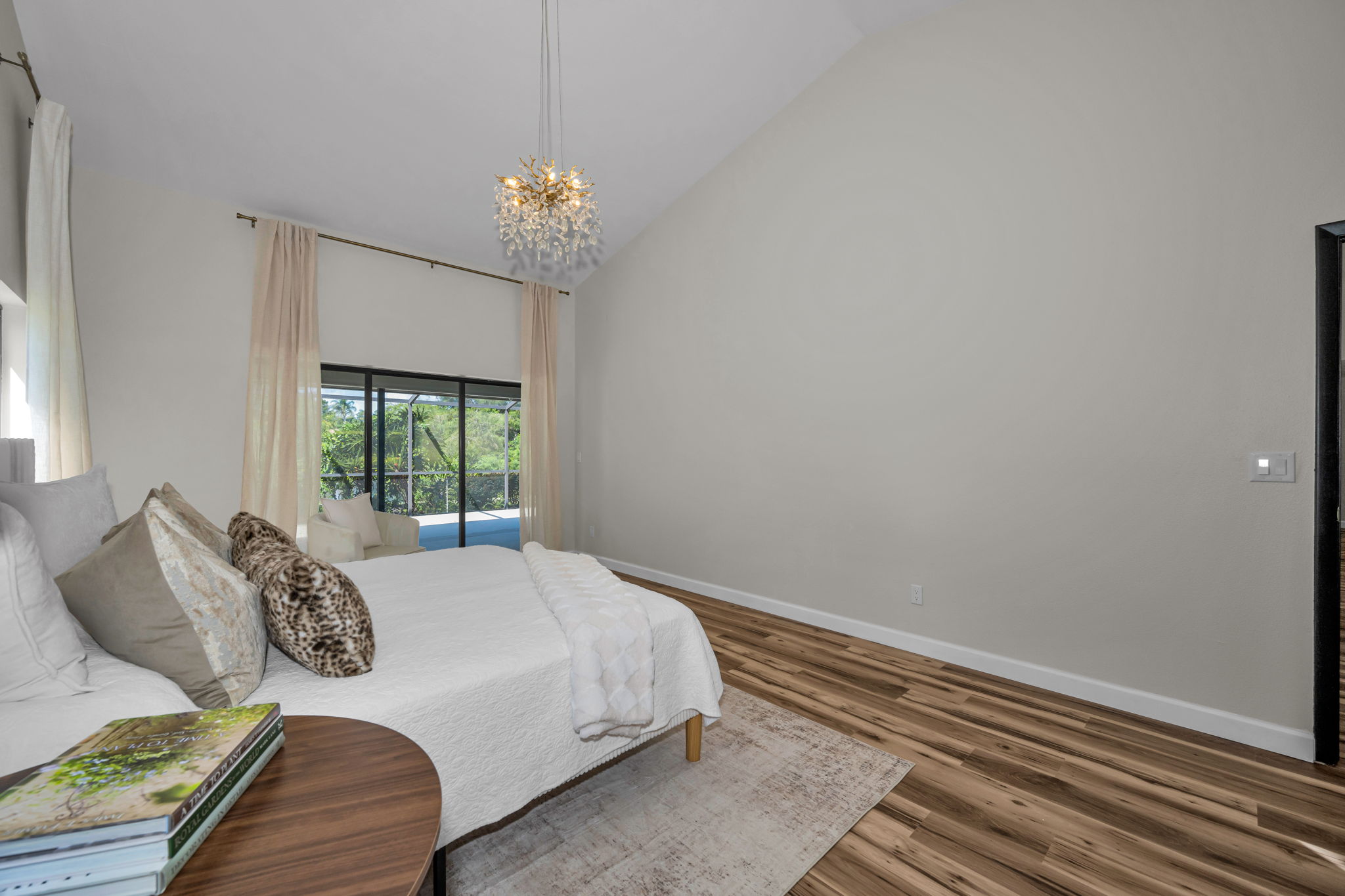 Primary Bedroom 1b
