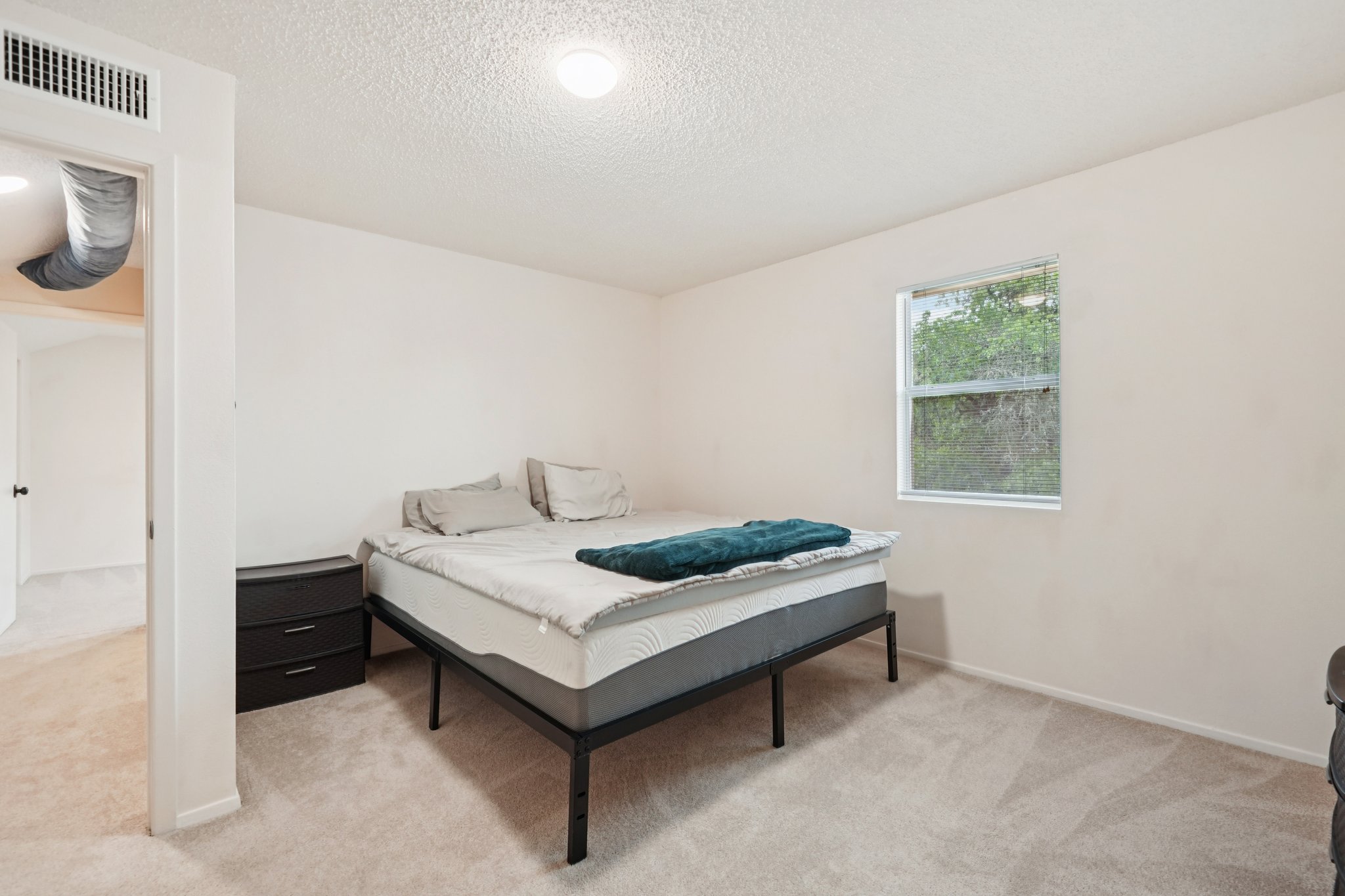 Eagle Creek Dr-S1103-021.jpg