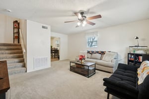 Eagle Creek Dr-S1103-005.jpg