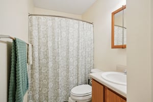 Eagle Creek Dr-S1103-022.jpg