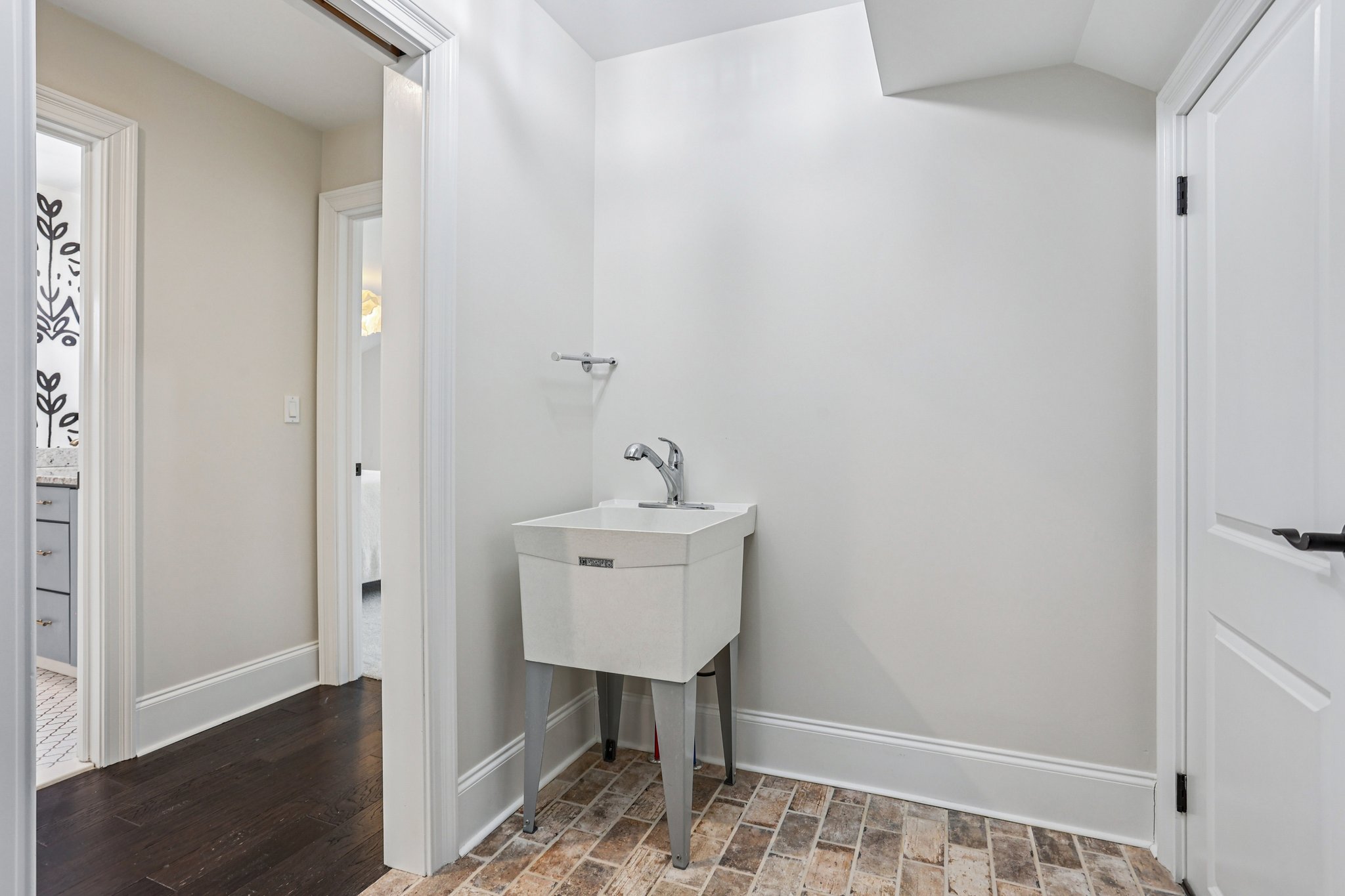Gatehouse Dr-S1312-051.jpg