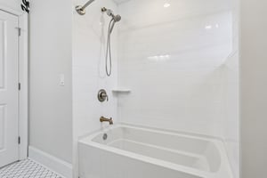 Gatehouse Dr-S1312-053.jpg
