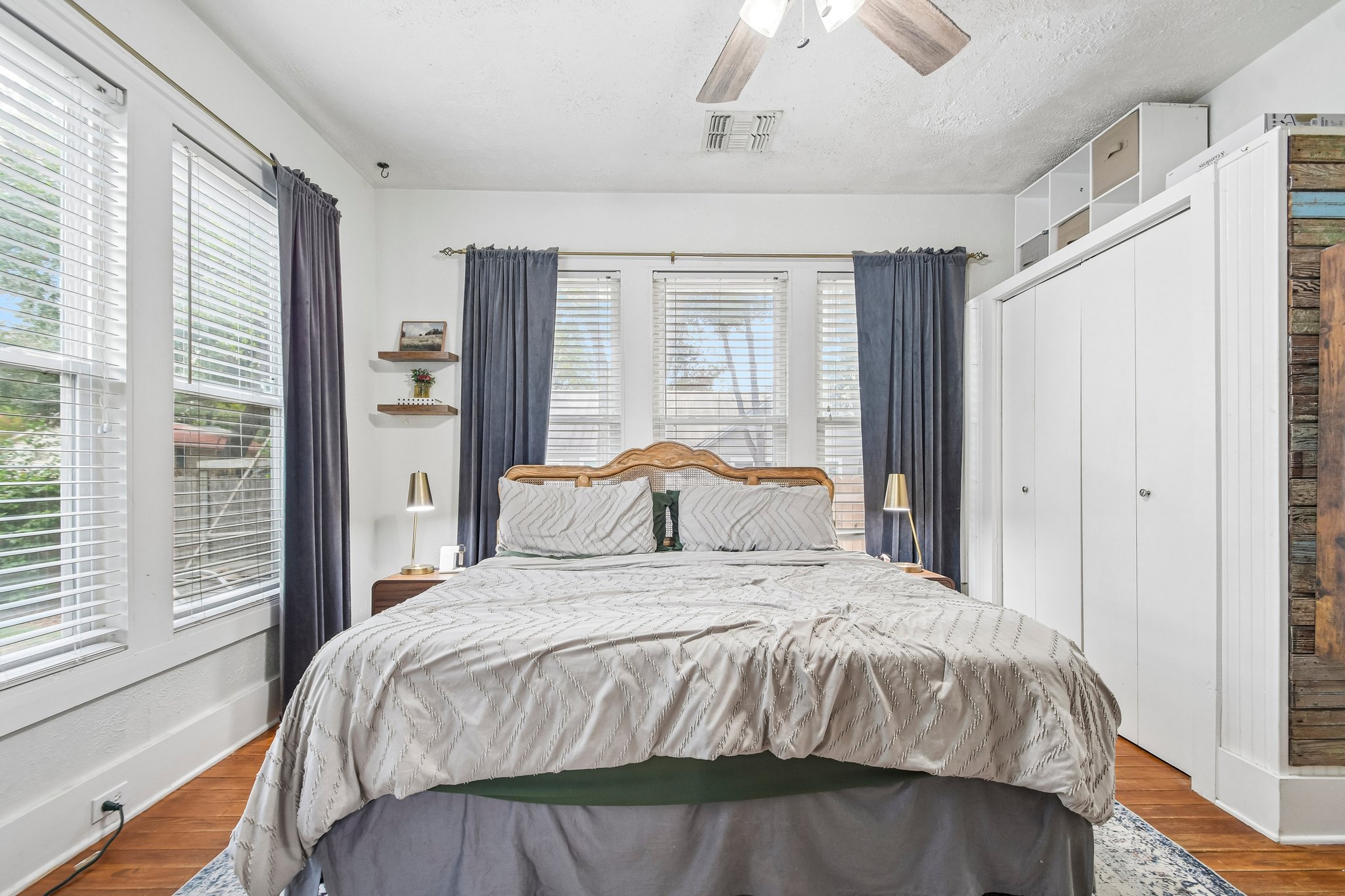 Hudgins St-S0909-017.jpg