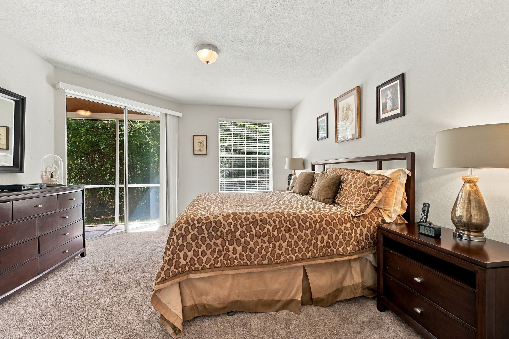Primary Bedroom1a
