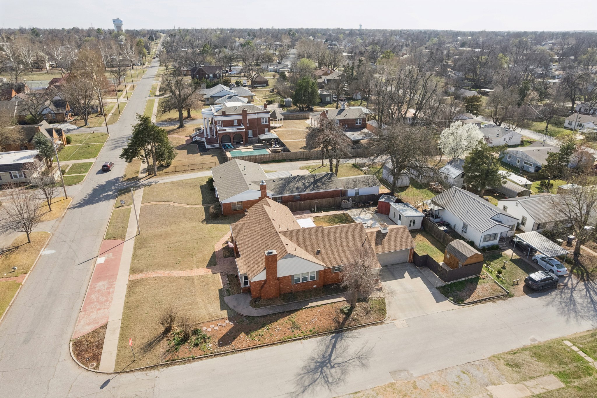 802 S 12th St_004.jpg