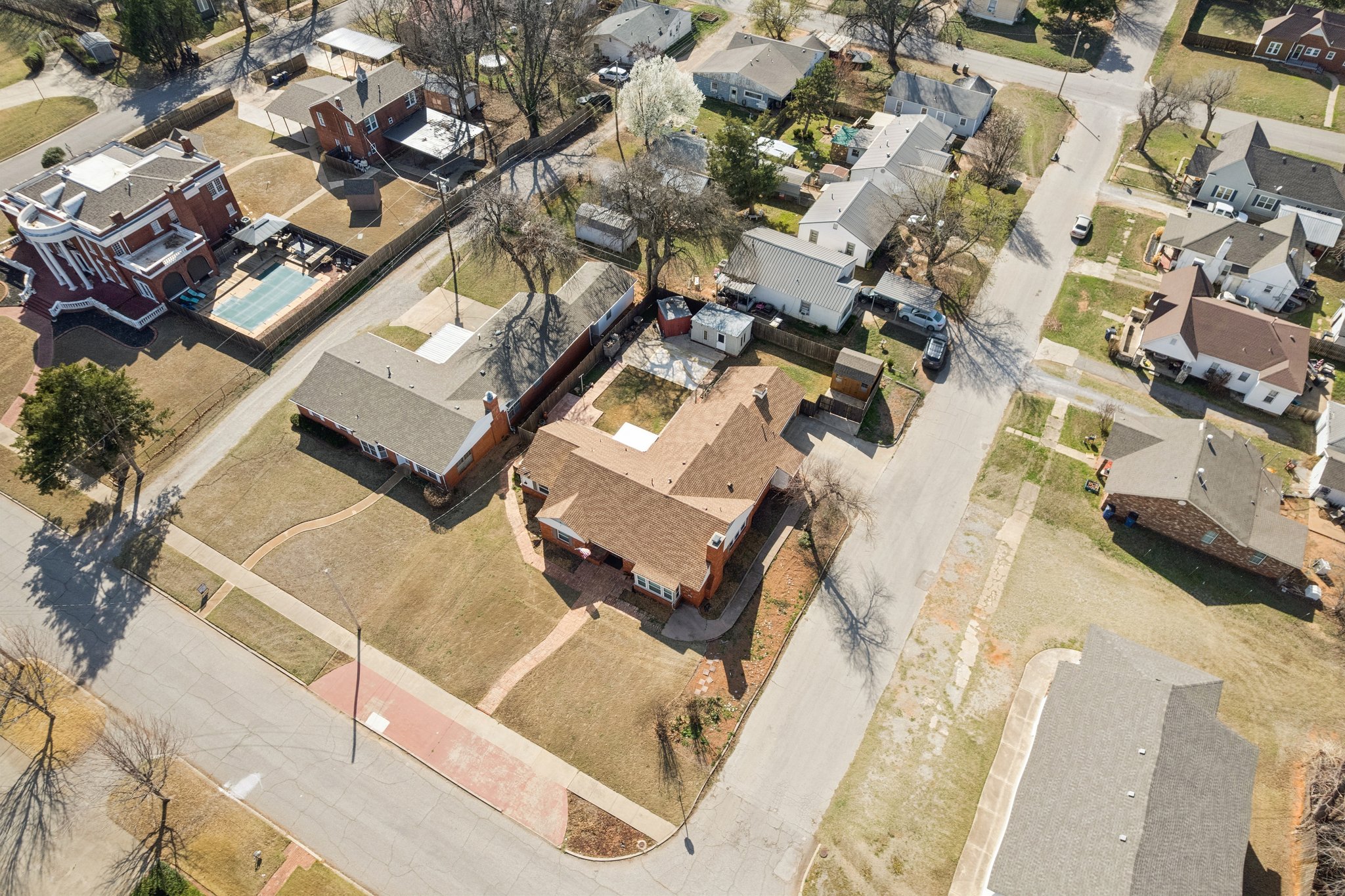 802 S 12th St_015.jpg