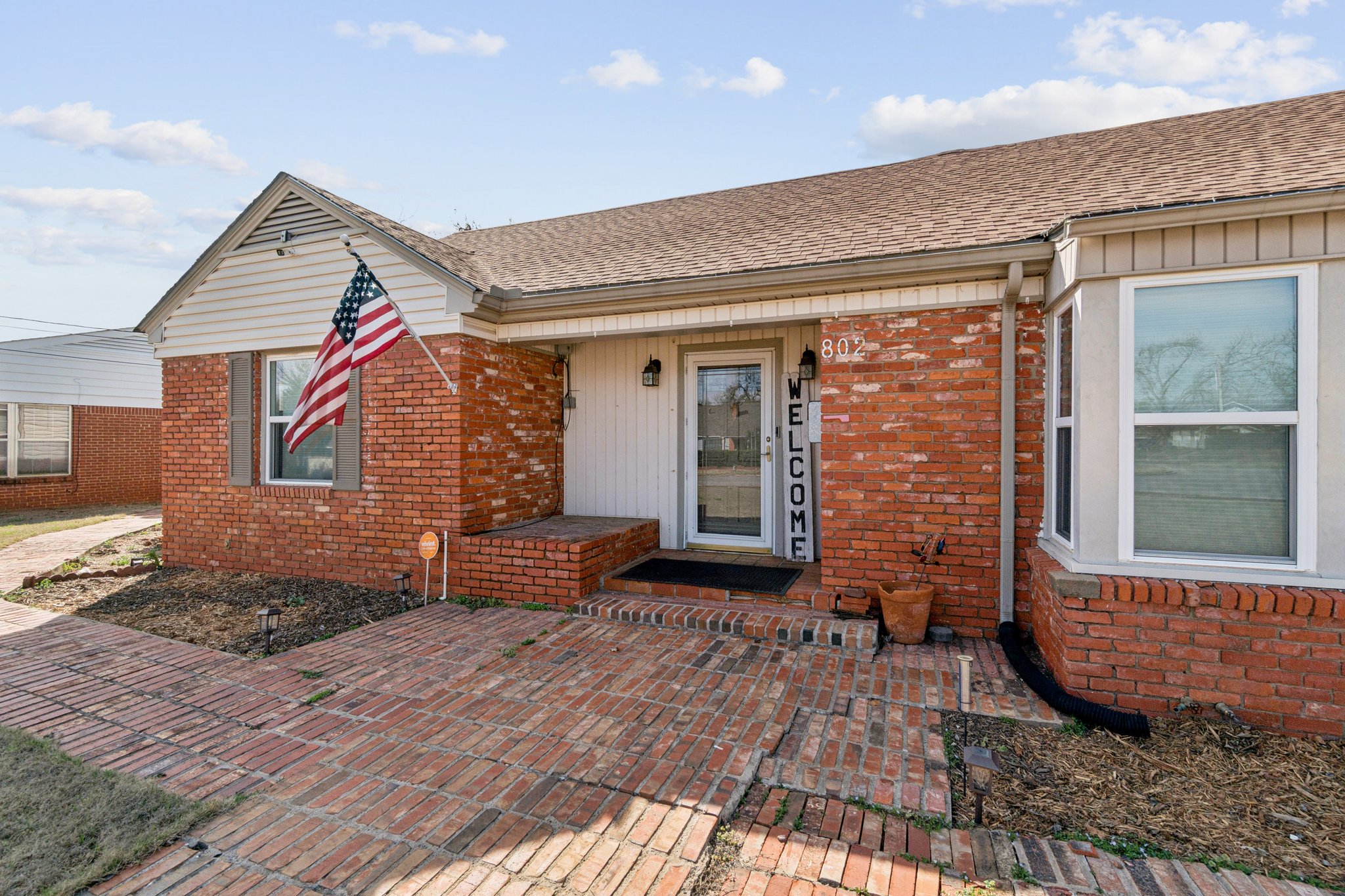 802 S 12th St_001 (2).jpg