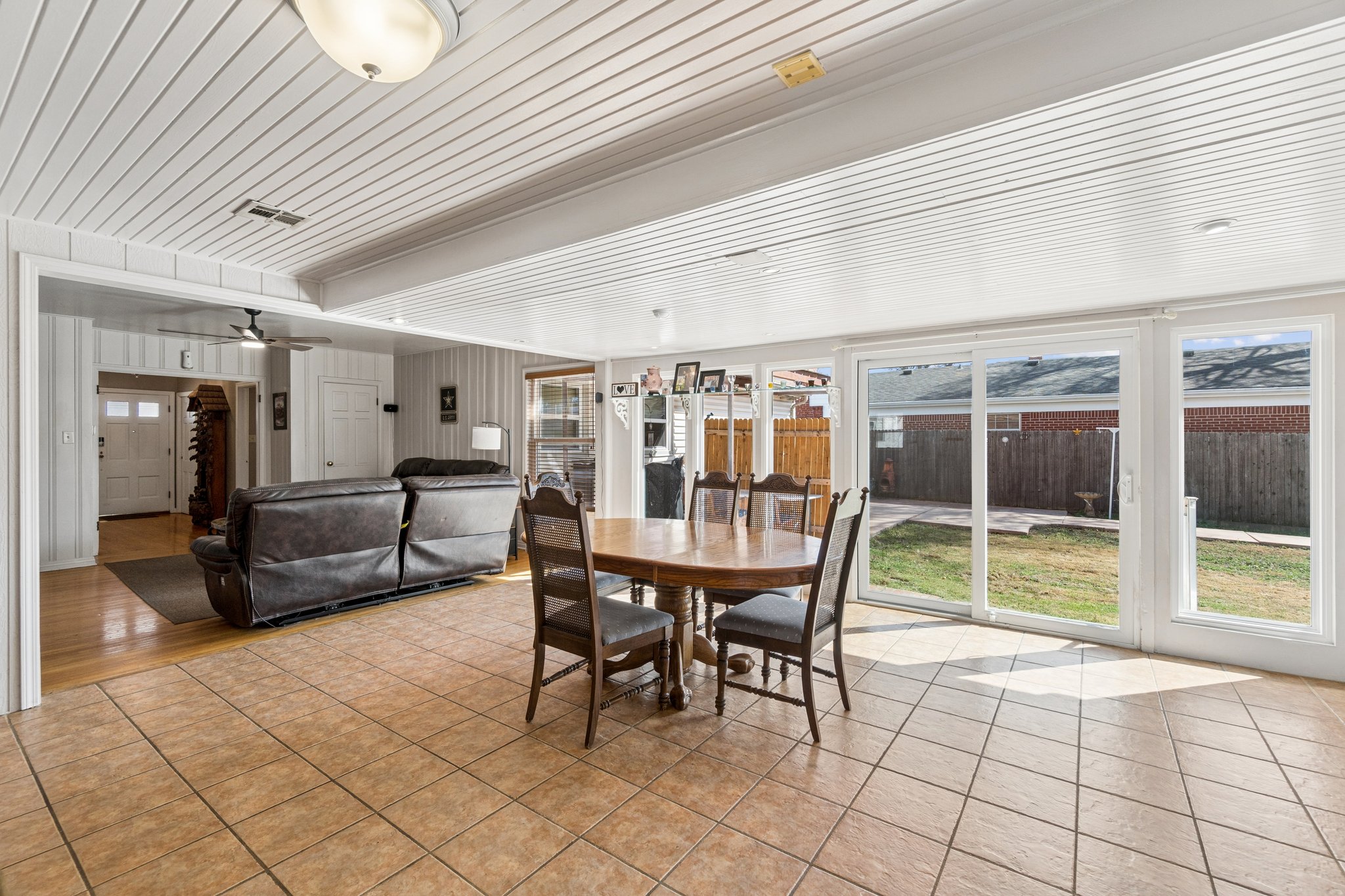 802 S 12th St_017 (2).jpg