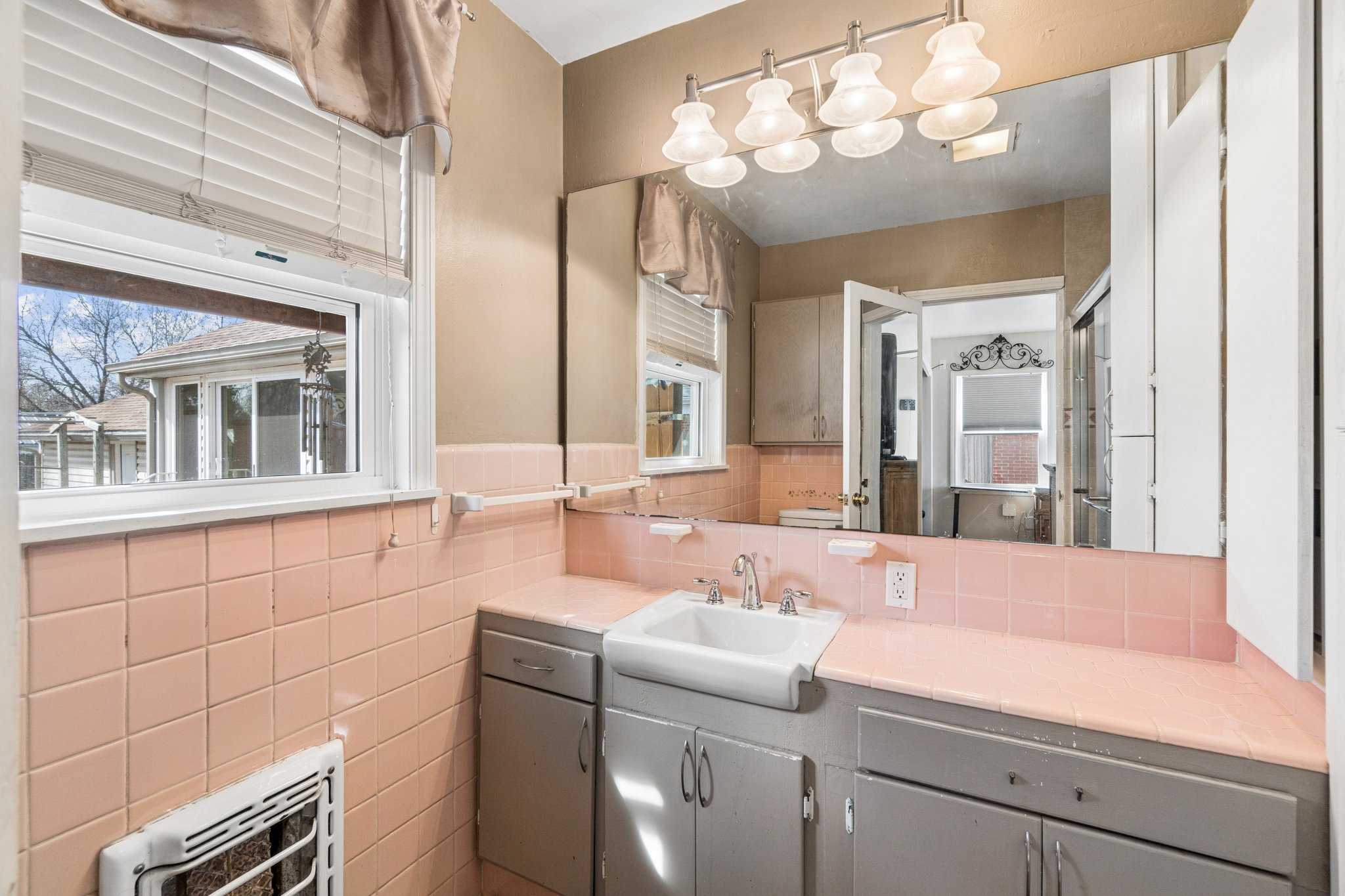 802 S 12th St_021.jpg