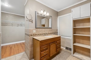 802 S 12th St_023.jpg