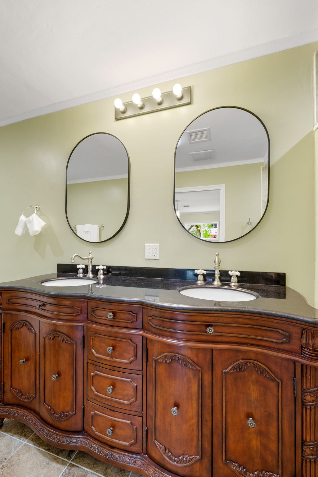 Primary Bathroom Vertical