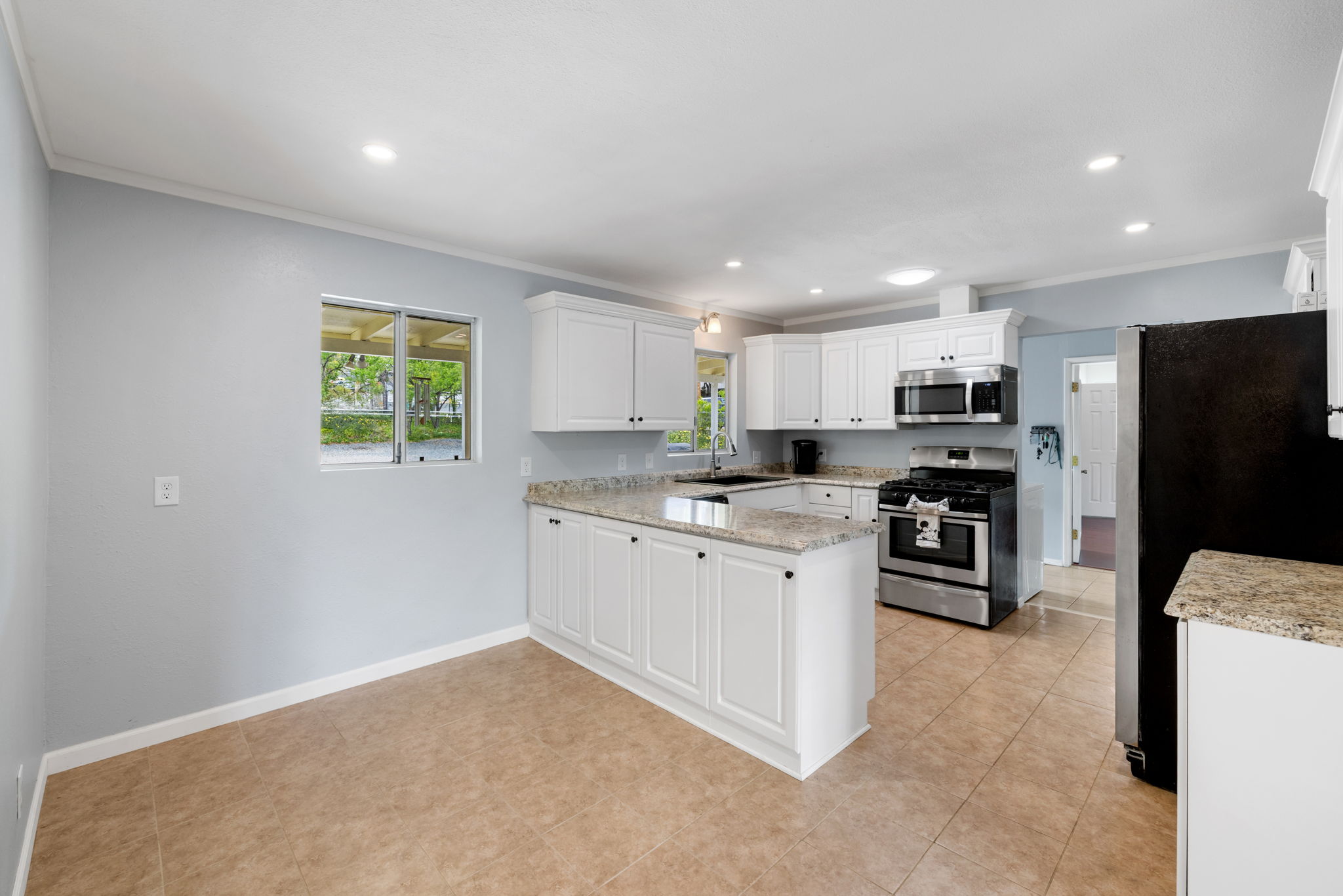 Dining Room to Kitchen