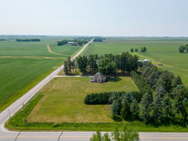  Photo 0